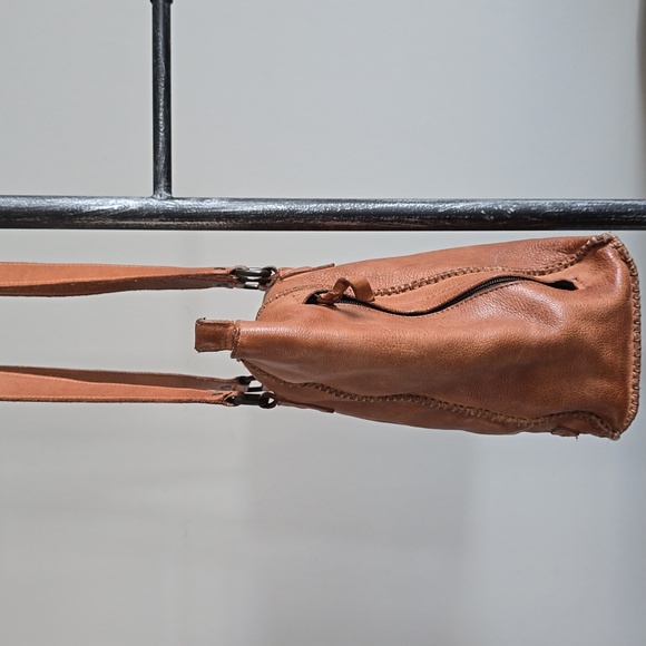 Bed Stu Celindra Tote - Picture 9 of 16